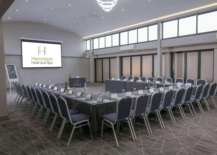 Best Western Premier Heronston Hotel&Spa